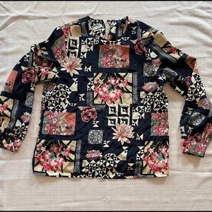 Willow Ridge Size 16 Floral Blouse